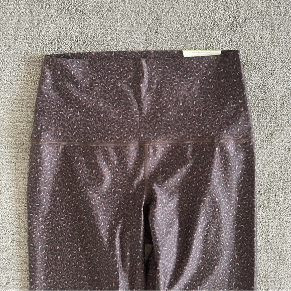 NWOT Aerie Brown High Rise Cheetah Leggings Large - Picture 2 of 10